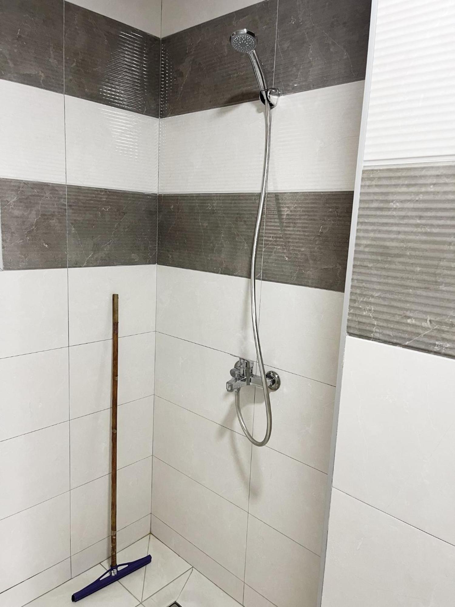 Infinity Plaza Hotel Gjakova Bagian luar foto