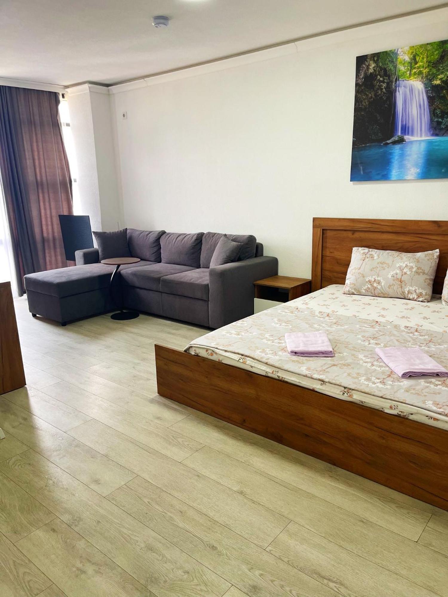 Infinity Plaza Hotel Gjakova Bagian luar foto